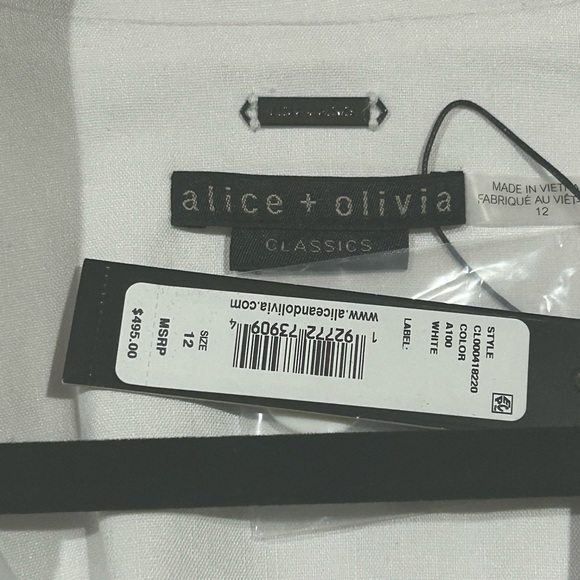 Alice + Olivia Macey Linen-Blend Blazer. Size 12. Matching pants also available. - Picture 8 of 9
